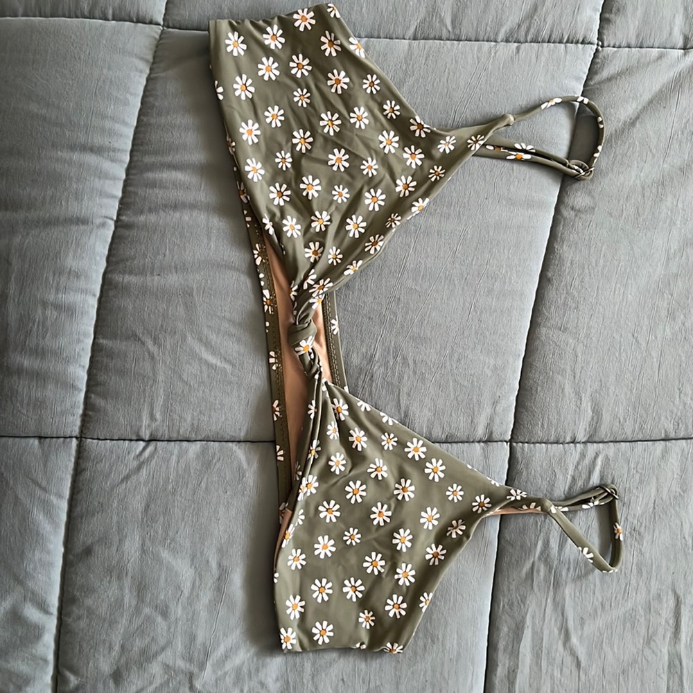 Bikini top
